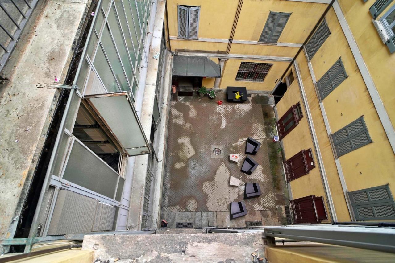 Chic 1Bdr With Shared Terrace Steps From Duomo By Rentopolis มิลาน ภายนอก รูปภาพ